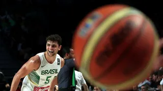 Brasil tiene un nuevo héroe: “Baixinho” Neto