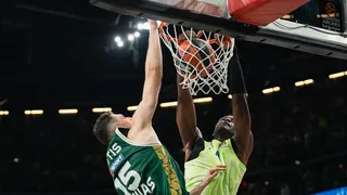 Chimezie Metu protagonista del tiro libre fantasma del Barça Basket