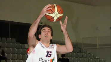 Iñaki Narros vuelve a Palencia en sustitución de Chus Poves