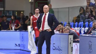 Arturo Álvarez coge las riendas de Cáceres. La permanencia como objetivo