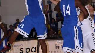 Devin Wright, poderío en la pintura para Fundación Adepal Alcázar