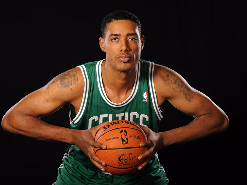 Fab Melo, ex Boston Celtics, fallece a los 26 años en Brasil