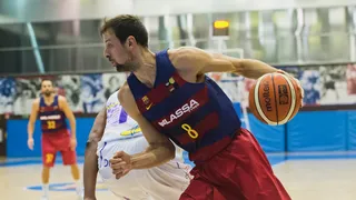 Jordi Trias y Gintvainis refuerzan a Manresa; Santana, renovado; Blanch, a CB Prat