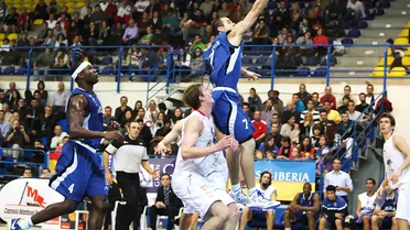 Troy DeVries no dejará Melilla Baloncesto