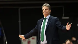 Baloncesto Sevilla apela al “más vale tarde” para destituir a Scott Roth