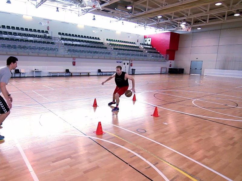 Cómo entrenar la velocidad en el baloncesto