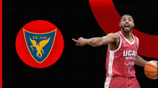 DeJulius abre la puerta en Murcia