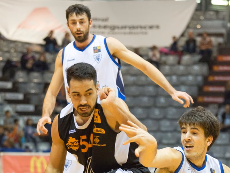 Força Lleida logra su primer triunfo. Barça B, Melilla y Cáceres fallan en casa
