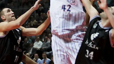 ¡Anadolu Efes hace oficial la llegada de Barac por tres años! CSKA confirma a Teodosic