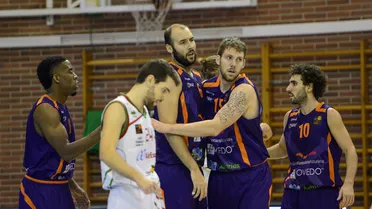 Palencia organizará la Copa. Melilla aprovecha el tropiezo de Palma en Pumarín