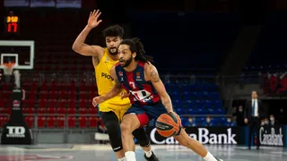 Maccabi se impone en la guerra de guerrillas del Buesa Arena (63-67)