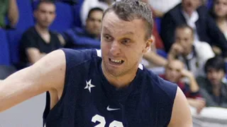 Liga turca TBL (J10): Besiktas vence a Galatasaray y deja a Anadolu Efes como líder único tras su trabajado triunfo ante Antalya en un espectacular encuentro (102-106). Stevan Jelovac, MVP