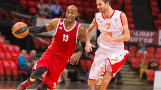 Los ex ACB Jones y Wright lideran a Hapoel; sufrimiento para el favorito Unics