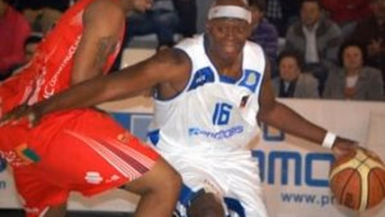 El ‘actor’ Rob Johnson se incorpora a River Andorra