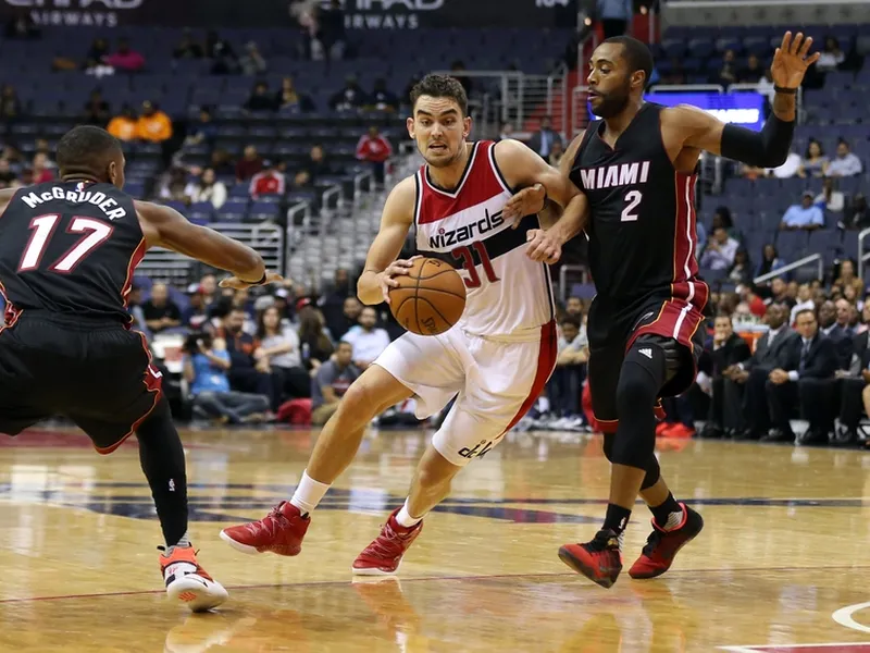 Satoransky: “El gran número de partidos aquí ayuda a olvidar rápidamente las derrotas”