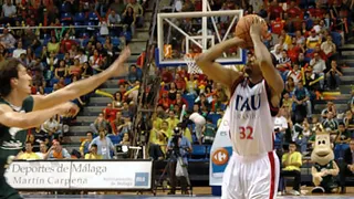 Fred House se pierde el choque liguero del Tau ante el Fuenlabrada y es duda para la Copa