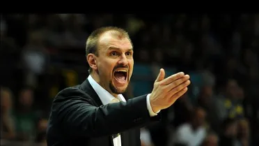 Zan Tabak, candidato al banquillo de Divina Seguros Joventut y Baloncesto Sevilla