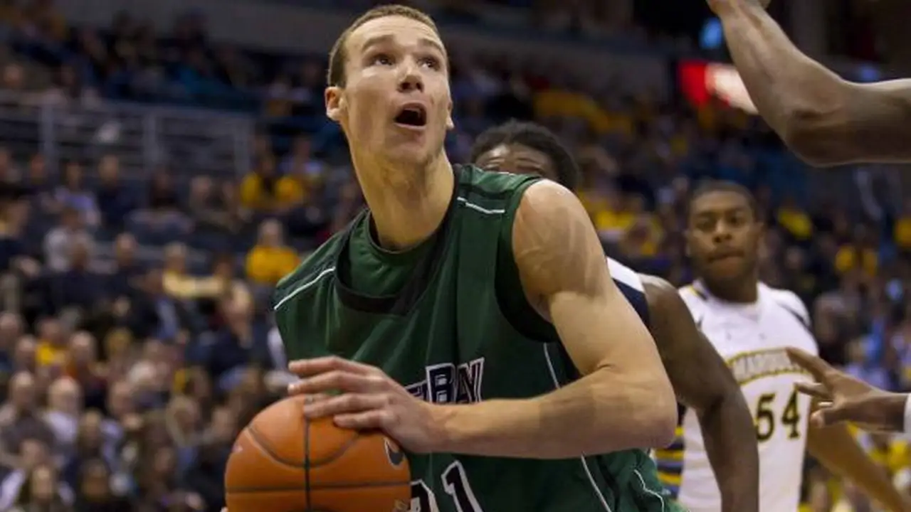 Alec Brown deshoja la margarita, jugará en el Obradoiro