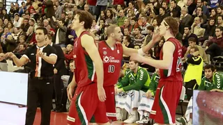 El CB Granada piensa en Sinanovic; Kurz sigue en rebeldía. Meridiano Alicante sondea el mercado; Erdogan out