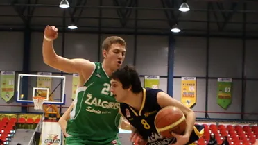 El DKV Joventut de Badalona, el debut de una cantera modélica en la 15ª edición de la Vilagarcia Basket Cup