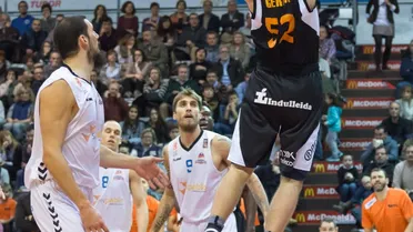 Lleida, con Gerun omnipresente, triunfa tras dos prórrogas. Palencia y Melilla no fallan