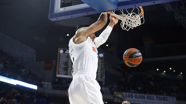 Gustavo Ayón y Rudy Fernández lideran la “tormenta perfecta” ante Maccabi (91-79)