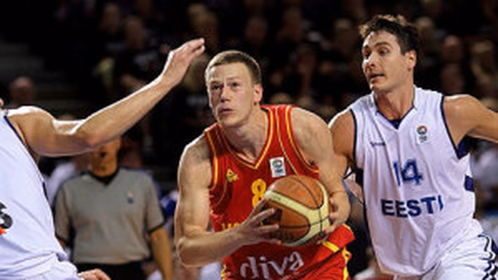 Preeuropeo: Rajada de Slavnic contra Teodosic. Montenegro, Italia, Croacia y Ucrania, con billete para el Eurobasket. Grandes anotaciones de Gavel y Teletovic. Zack Wright, cerca del triple-doble