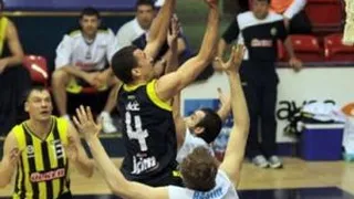 Liga Turca (J30): Finaliza la fase regular. Efes Pilsen y Fenerbahce se cruzarían en una hipotética semifinal. Todas las clasificaciones estadísticas