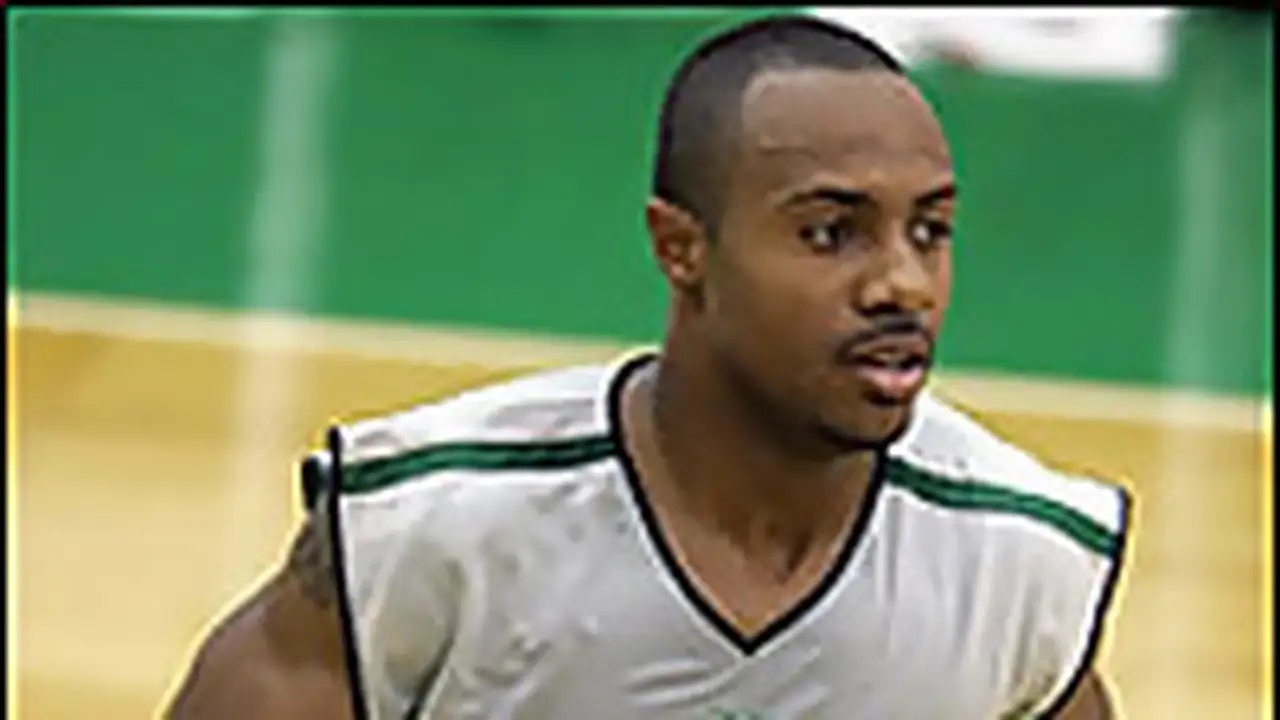 Jay Williams, seis años después, intenta su retorno en China