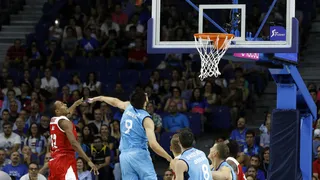 Baxi Manresa se lleva un duelo a cara o cruz ante Movistar Estudiantes (77-79)