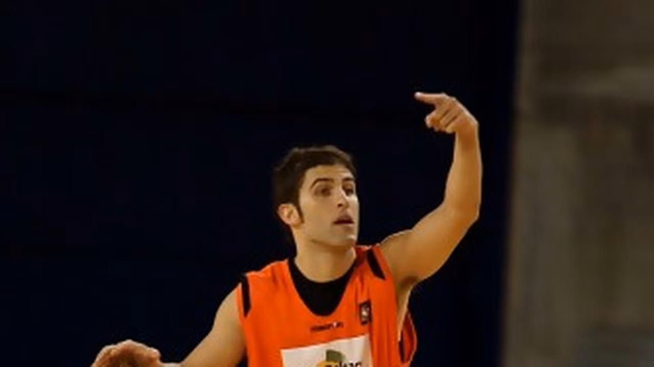 LOGITRAVEL Mallorca Bàsquet renueva a Sergio Alonso