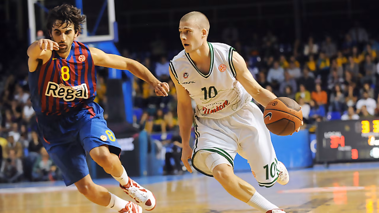 Baloncesto Sevilla se hace con Ben Woodside, un base de corte clásico VIDEO
