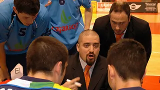 Jesús Sala renueva como primer entrenador del C.B Clavijo