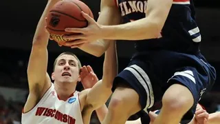 Zoco Plata: Aurteneche Euskadi ficha al pívot Mick Hedgepeth, renueva a Jon Uriarte, confirma la cesión de Ilimane Diop y Jon Oyanguren disputa la Euskal Kopa