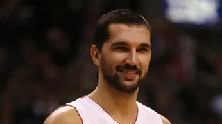 Zoco NBA: Adiós a Peja Stojakovic. Tras Baron Davis, los Knicks quieren a James Posey. Chuck Hayes no pasa las pruebas médicas. Afflalo será la principal competencia de Rudy en Denver