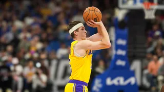 Pese al despertar de Austin Reaves, los Lakers vuelven a caer en OKC