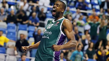 Valencia Basket presenta oferta cualificada por Will Thomas (Unicaja)