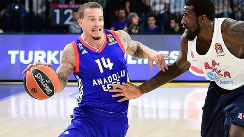 Analizando a Josh Adams, el explosivo nuevo base del Unicaja