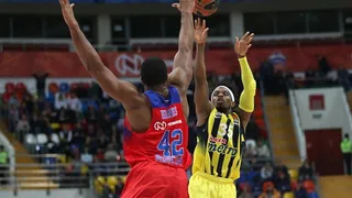 Devotion Diaries: Dixon y Langford se disfrazan de El Grinch; Maccabi toca fondo