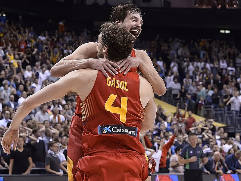 Sergio Rodríguez clasifica a una España que gana por la mínima a Alemania (76-77)