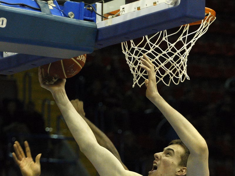 Moerman, Mirotic y Tomic, protagonistas. Balvin, sorpresa