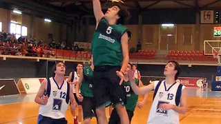 Oscar Andrés renueva en C.B. Tarragona