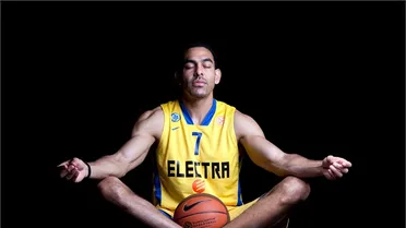 Del exilio a Milán, el regreso de David Blu