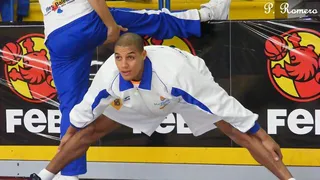 Los árbitros descalifican a Rahshon Turner tras encararse con el público y el jugador podría ser sancionado con varios encuentros