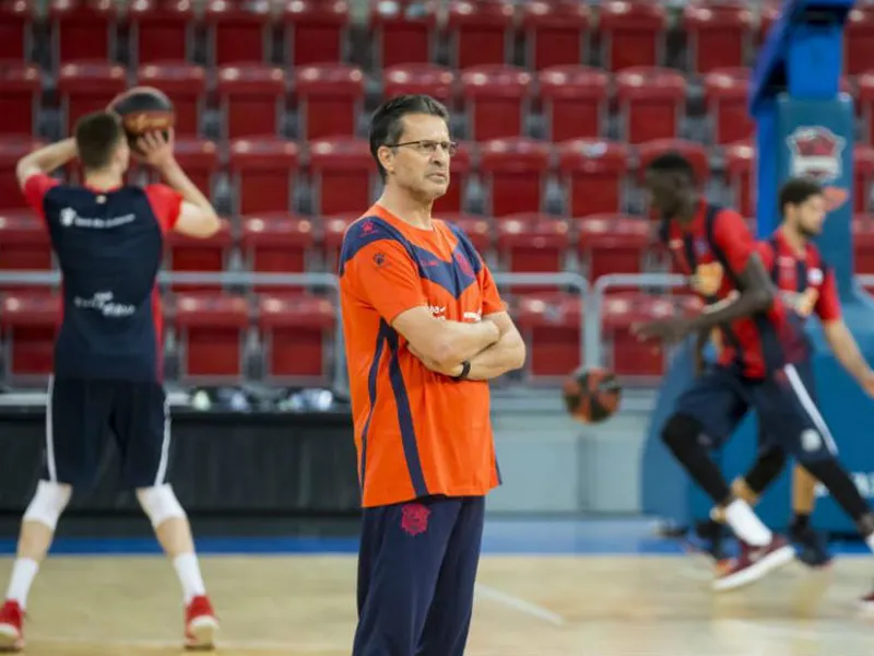 Todos los entrenadores que Kirolbet Baskonia cortó a mitad de temporada