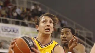 Van Lacke, otro de los deseados del mercado, se queda 1 año más en Valladolid