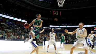 El Unicaja se estrena cómodamente en Eurocup ante el Skyliners (91-64)