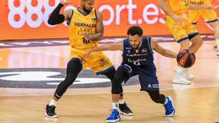 Cook se empeña en acabar con Andorra a base de triplazos (88-104)