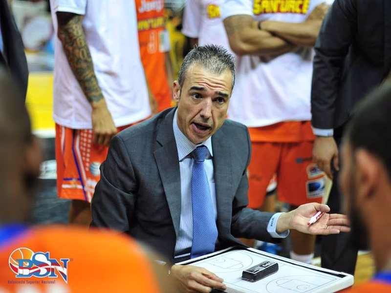 Confirmado: Paco Olmos seguirá en Cangrejeros de Santurce la próxima temporada