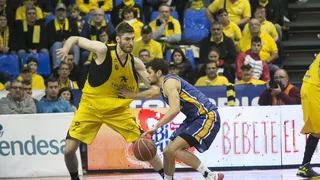 Deja Vú en Tenerife. Tsairelis podría dejar la isla para reforzar al Olympiakos